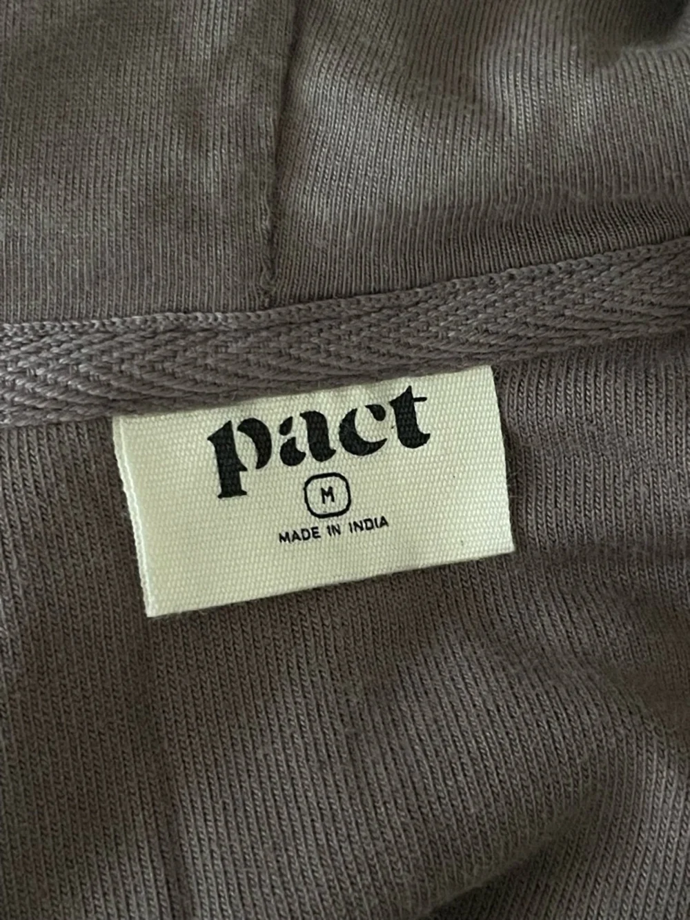 Pact Cloud Brushed Velour Fleece Organic Cotton Zip Pocket Hoodie - Picture 7 of 8